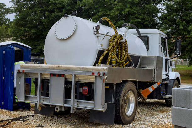 Best Porta potty rental near me  in Constantine, MI